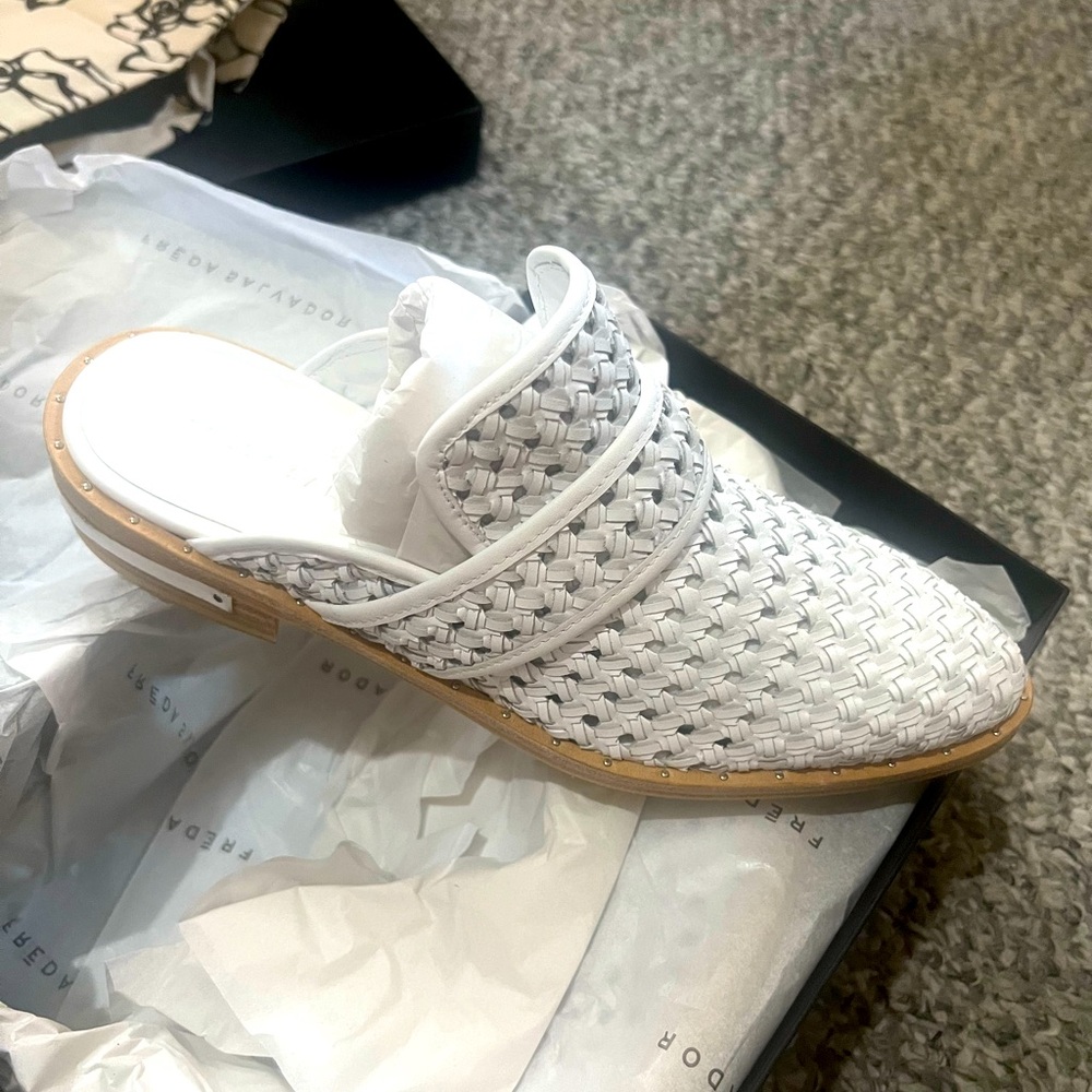 Freda Salvador - Keen Woven Mule Sz 8 NWT